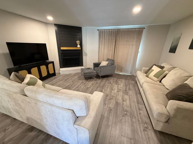 1226 Hidden Place, Tallahassee, FL 32304