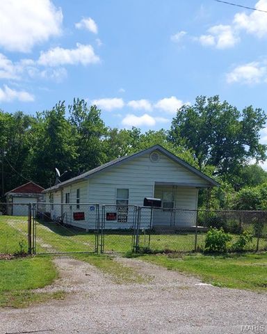 1918 N 57th Street, East St Louis, IL 62204