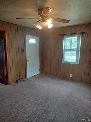 1918 N 57th Street, East St Louis, IL 62204