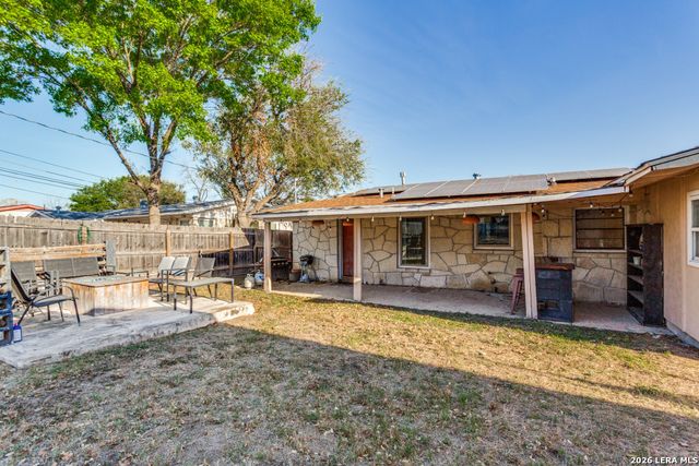 302 Sullivan Dr, San Antonio, TX 78213