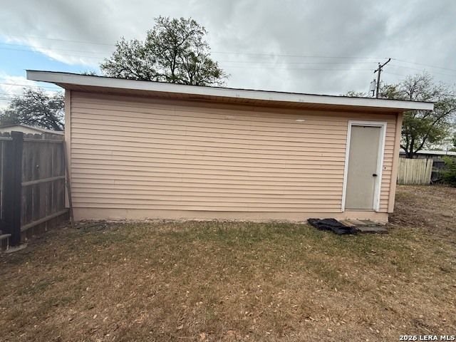 302 Sullivan Dr, San Antonio, TX 78213