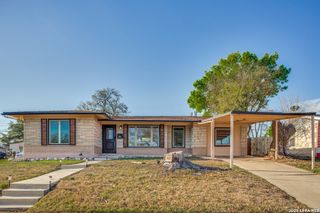 302 Sullivan Dr, San Antonio, TX 78213