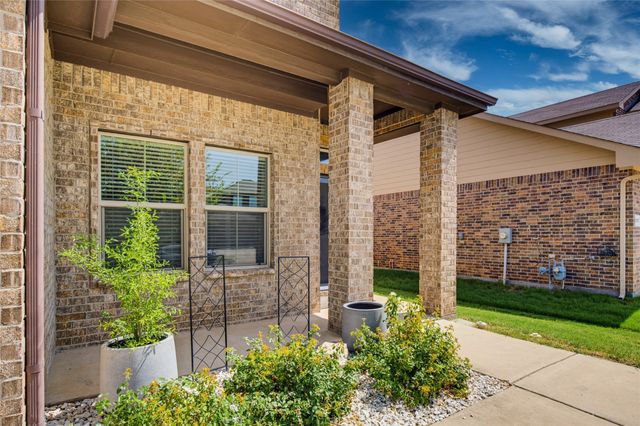 753 Rutherford Drive, Crowley, TX 76036