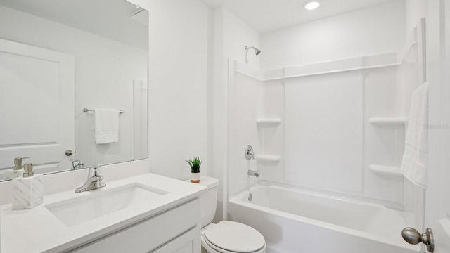 5287 BERRY BAY AVENUE, Wimauma, FL 33598