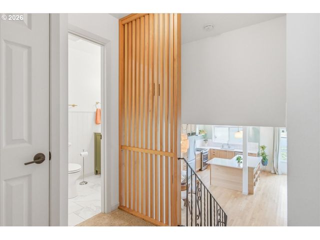 9005 N CENTRAL St, Portland, OR 97203