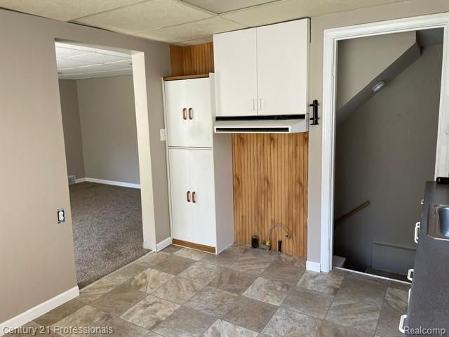 15392 Dixie, Redford, MI 48239