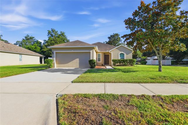 802 GRAND PARK COURT, Deland, FL 32724