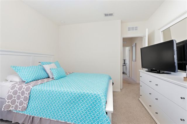 802 GRAND PARK COURT, Deland, FL 32724