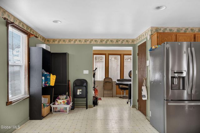 1644 1st Street, Rensselaer, NY 12144