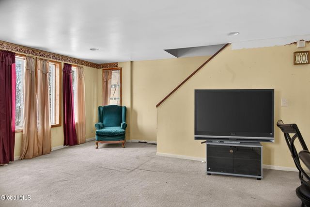 1644 1st Street, Rensselaer, NY 12144