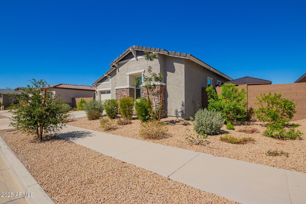 3912 W SUMMERSIDE Road, Laveen, AZ 85339 — photo 5