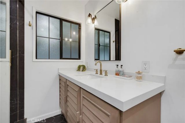 13547 Bessemer Street, Sherman Oaks, CA 91401