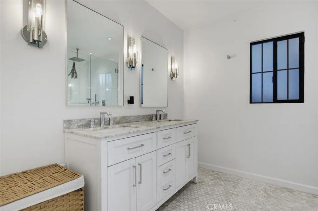 13547 Bessemer Street, Sherman Oaks, CA 91401