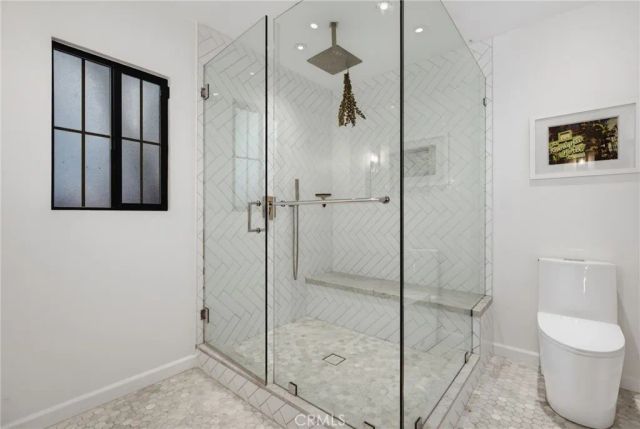 13547 Bessemer Street, Sherman Oaks, CA 91401