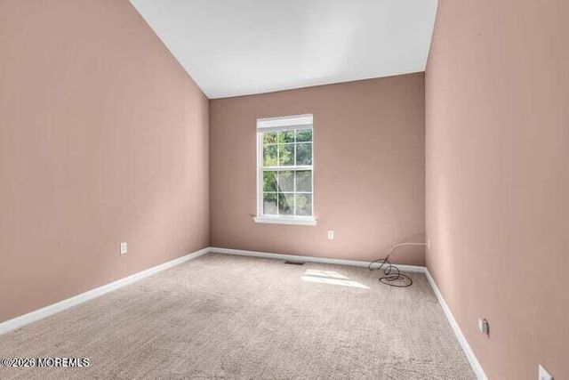 17 Forrest Court, Tinton Falls, NJ 07753
