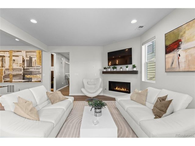 8334 Butte Creek St, Littleton, CO 80125