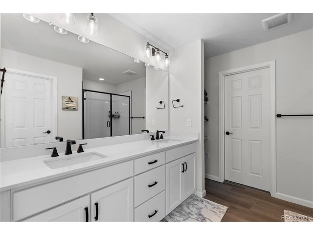 8334 Butte Creek St, Littleton, CO 80125