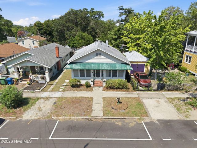 1006 S 5th Avenue, Wilmington, NC 28401