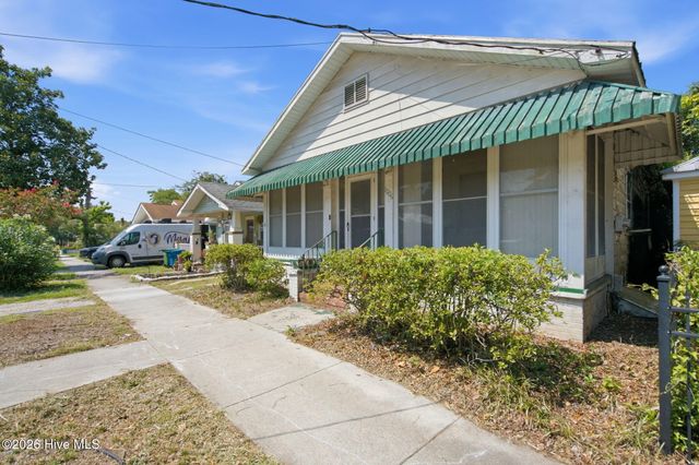 1006 S 5th Avenue, Wilmington, NC 28401