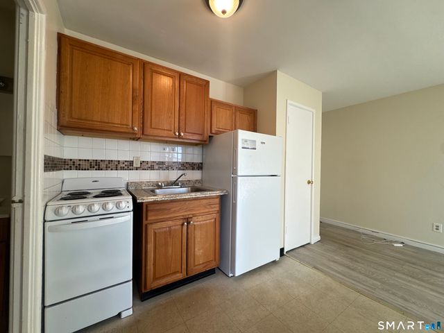 145 Cowles Street B3, Bridgeport, CT 06607