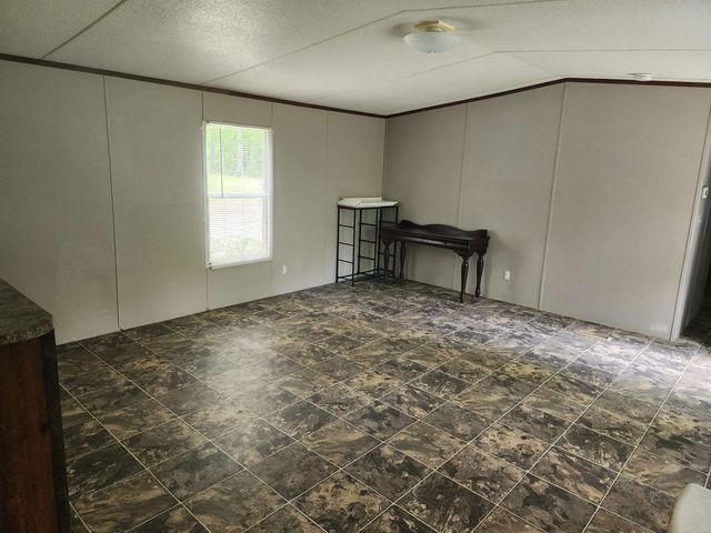 8619 Aster Road, Gilmer, TX 75644