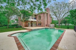 220 2 Mile LN, Smithville, TX 78957