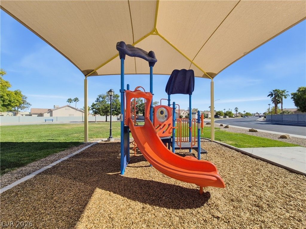 633 Roberta Alecia Avenue, North Las Vegas, NV 89031 — photo 5