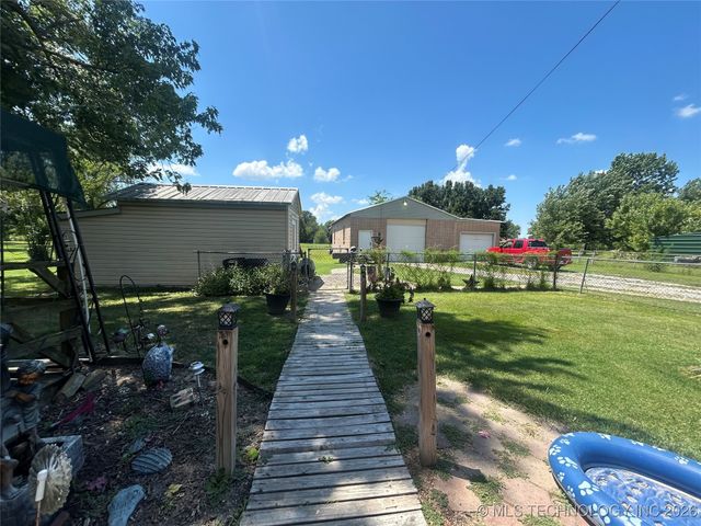 1231 S 61st Street W, Muskogee, OK 74401