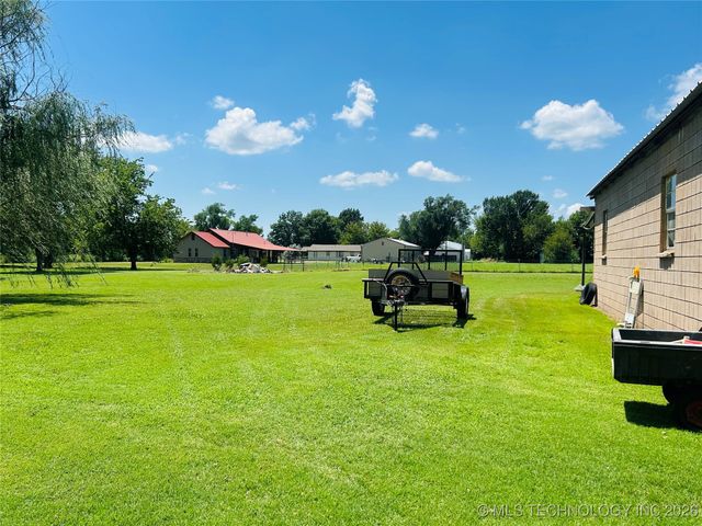 1231 S 61st Street W, Muskogee, OK 74401