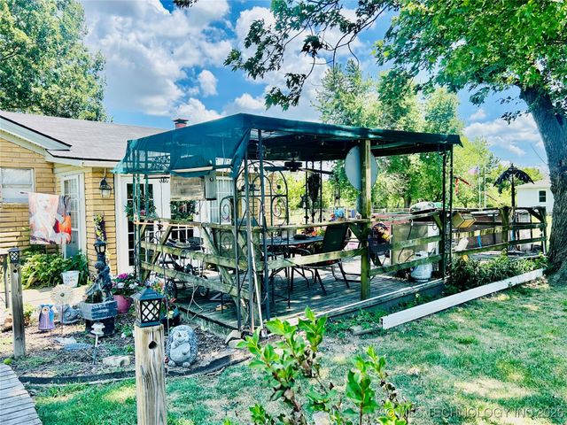 1231 S 61st Street W, Muskogee, OK 74401