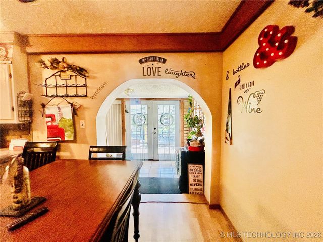 1231 S 61st Street W, Muskogee, OK 74401