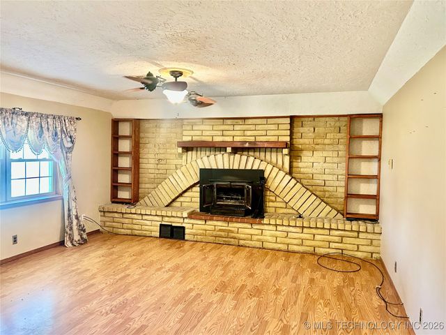 1231 S 61st Street W, Muskogee, OK 74401