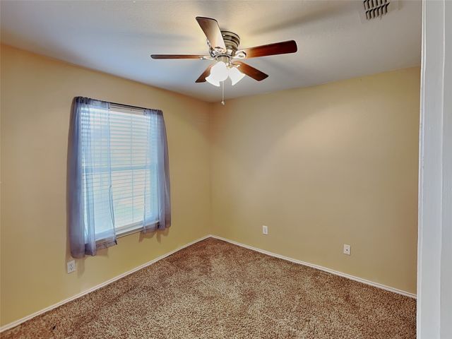 916 Silver Streak Drive, Saginaw, TX 76131