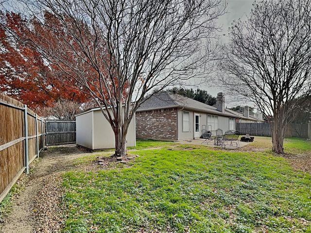916 Silver Streak Drive, Saginaw, TX 76131