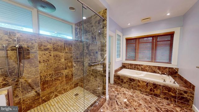 3405 CRESCENT RD, Altoona, PA 16602