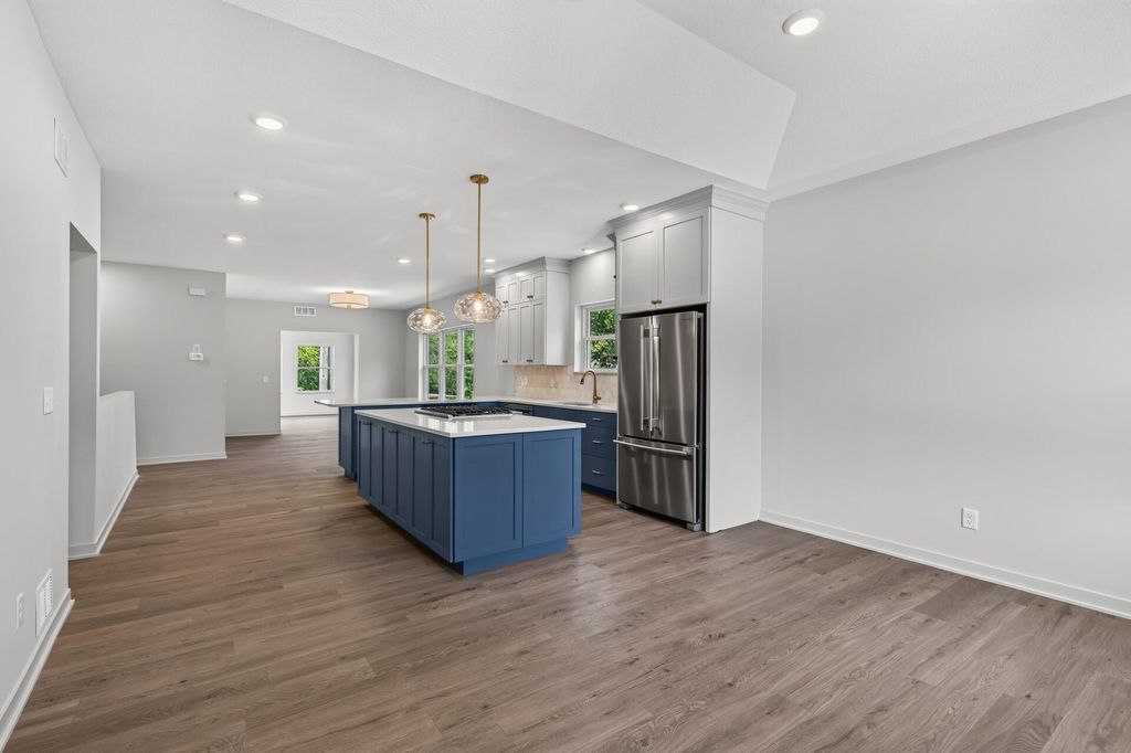 2357 7th Ave E, North Saint Paul, MN 55109 — photo 4