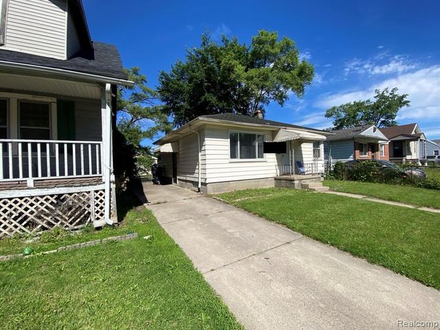 17151 Fenmore Street, Detroit, MI 48235