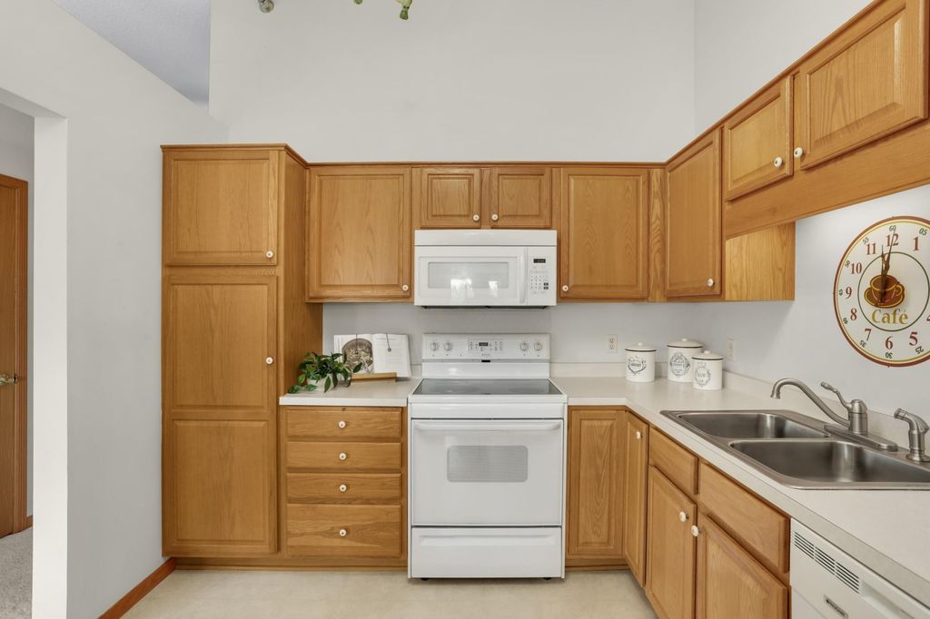 18500 Euclid Street 306, Farmington, MN 55024 — exterior