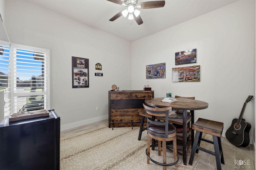 Image 7 of property listing at 4721 Karsten Creek Drive, San Angelo, TX 76904