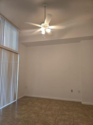 140 S Dixie Highway TH105, Hollywood, FL 33020