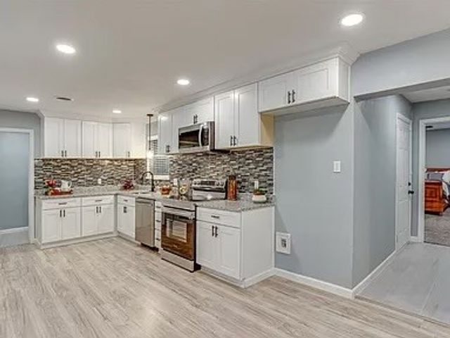 5709 Walraven Circle, Fort Worth, TX 76133