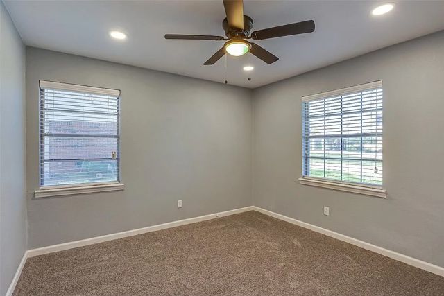 5709 Walraven Circle, Fort Worth, TX 76133