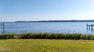 173 South River Drive, Beaufort, NC 28516
