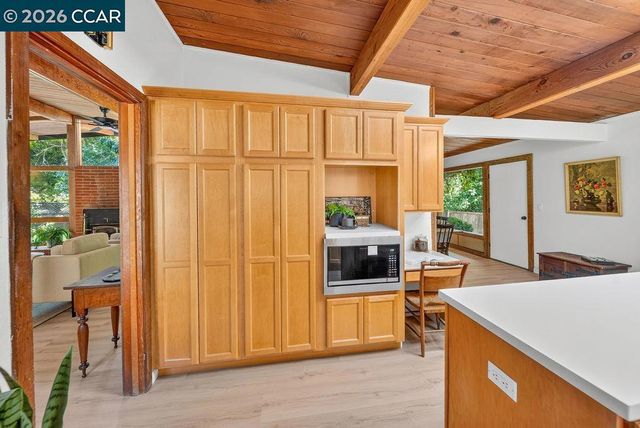 266 Orchard Rd, Orinda, CA 94563