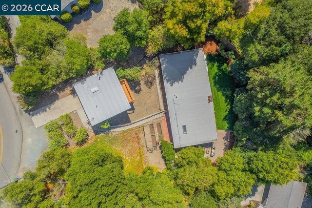 266 Orchard Rd, Orinda, CA 94563