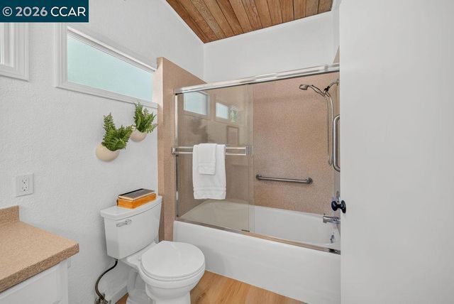 266 Orchard Rd, Orinda, CA 94563