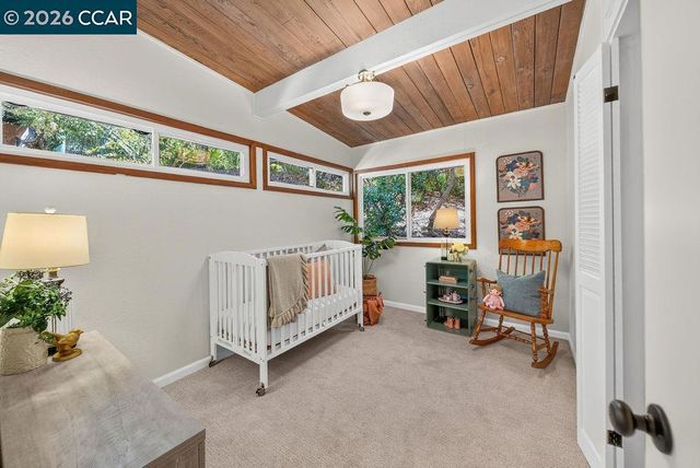 266 Orchard Rd, Orinda, CA 94563