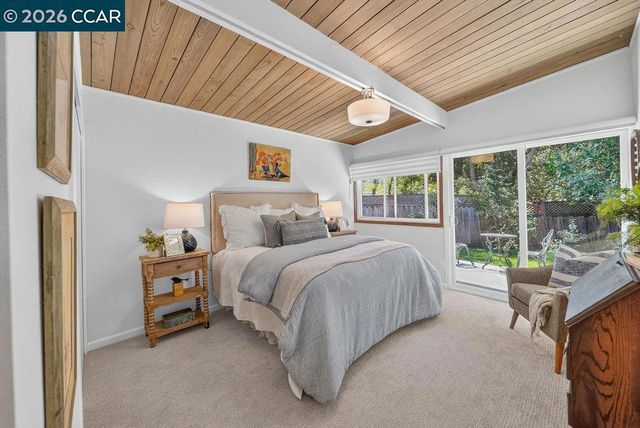 266 Orchard Rd, Orinda, CA 94563