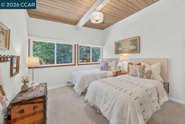266 Orchard Rd, Orinda, CA 94563