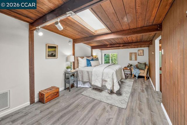 266 Orchard Rd, Orinda, CA 94563